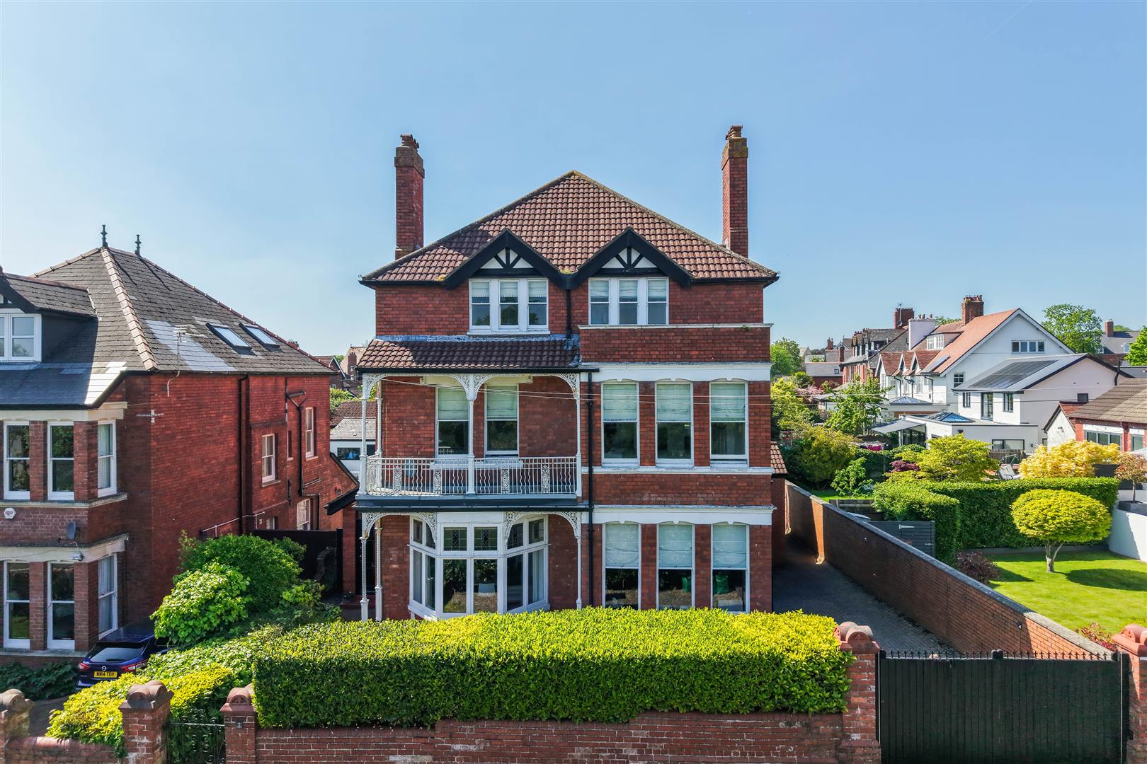 3 Lower Cwrt-Y-Vil Road, Penarth, CF64 3HQ